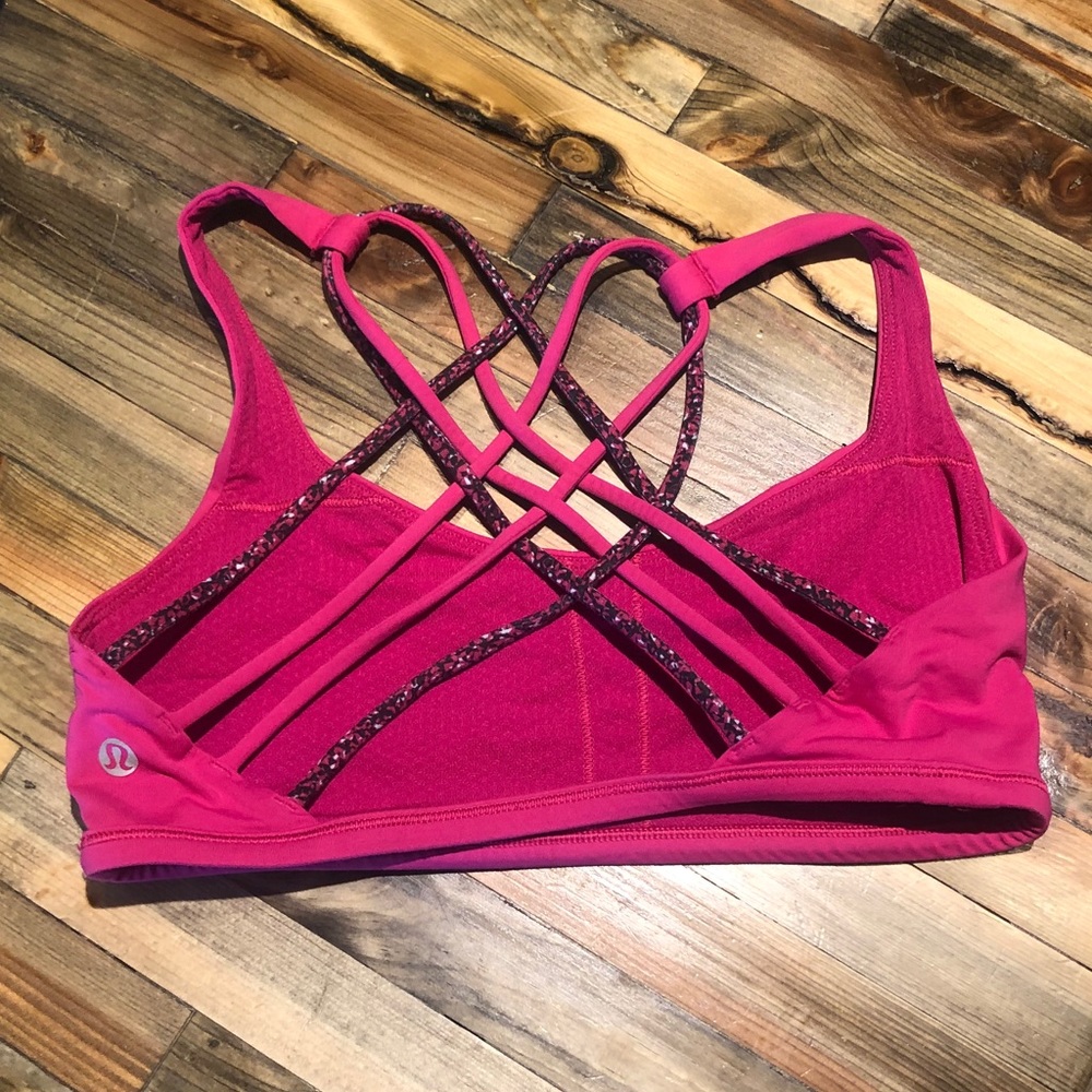 Lululemon free to be wild bra